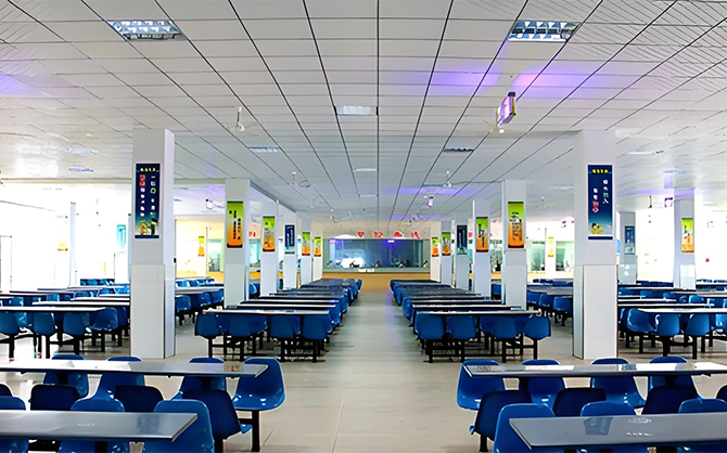 莆田企業(yè)食堂承包服務(wù)案例中現(xiàn)場(chǎng)環(huán)境圖片