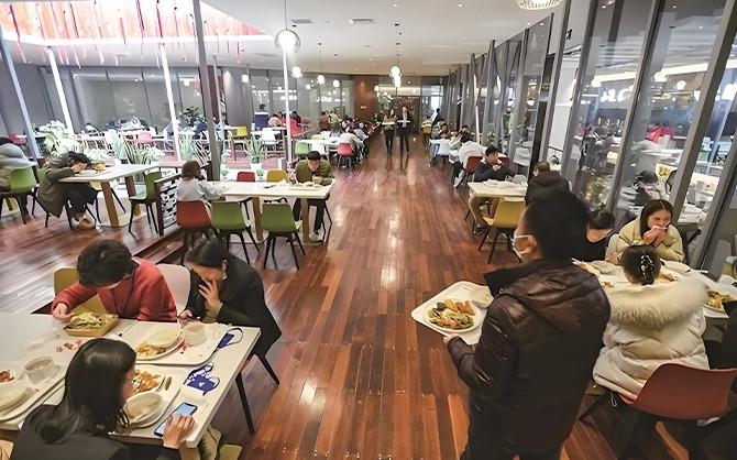 工地食堂承包服務，保障工人們健康飲食的需求